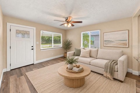 Villa ou maison à vendre à Saint Petersburg, Floride: 2 chambres, 73.86 m2 № 2396012 - photo 3
