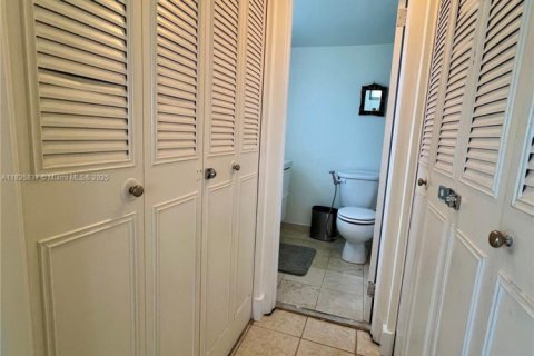Copropriété à vendre à Miami Beach, Floride: 1 chambre, 72 m2 № 1937050 - photo 7