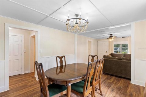 House in DeLand, Florida 5 bedrooms, 133.22 sq.m. № 1625790 - photo 11