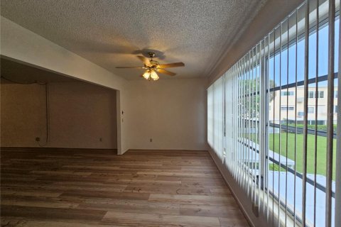Condominio en alquiler en Clearwater, Florida, 2 dormitorios, 130.06 m2 № 1901799 - foto 10