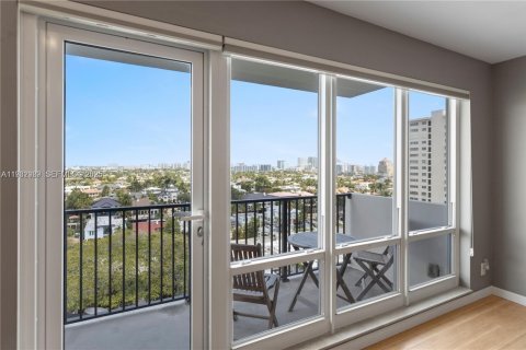 Condominio en alquiler en Fort Lauderdale, Florida, 2 dormitorios, 113.15 m2 № 1991090 - foto 26