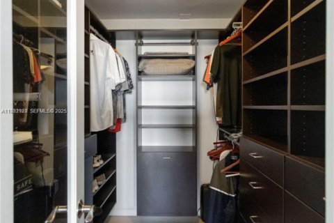 Condominio en alquiler en Fort Lauderdale, Florida, 2 dormitorios, 113.15 m2 № 1991090 - foto 8