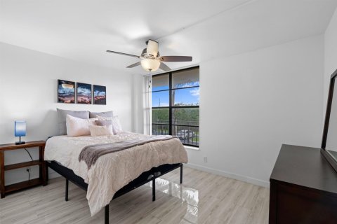 Condo in Boca Raton, Florida, 2 bedrooms  № 2393195 - photo 14