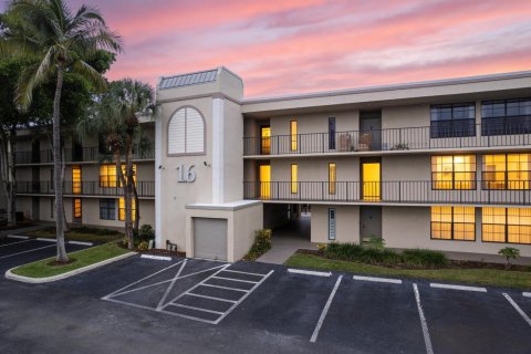 Condo in Boca Raton, Florida, 2 bedrooms  № 2393195 - photo 23