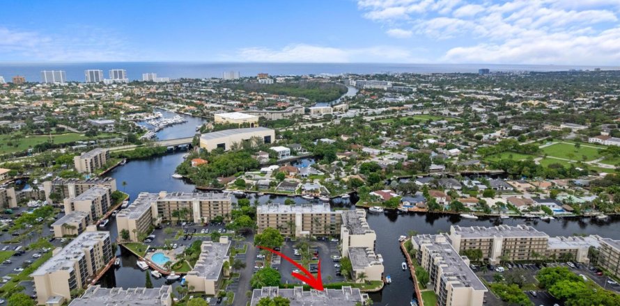 Condo in Boca Raton, Florida, 2 bedrooms  № 2393195