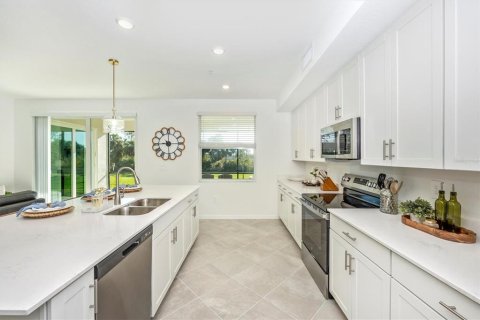 Condo in Venice, Florida, 3 bedrooms in WELLEN PARK  № 2125671 - photo 18