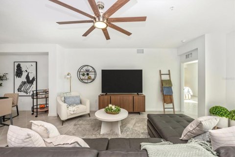 Condo in Venice, Florida, 3 bedrooms in WELLEN PARK  № 2125671 - photo 12