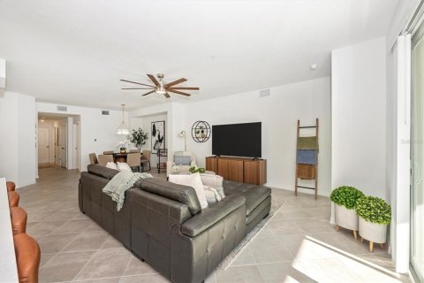 Condo in Venice, Florida, 3 bedrooms in WELLEN PARK  № 2125671 - photo 13