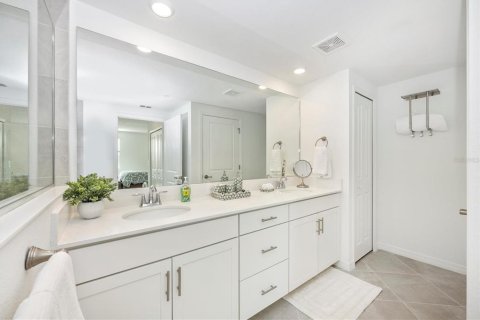 Condo in Venice, Florida, 3 bedrooms in WELLEN PARK  № 2125671 - photo 30