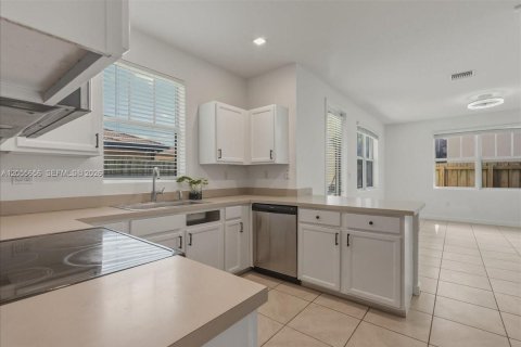 Villa ou maison à vendre à Homestead, Floride: 4 chambres, 268.86 m2 № 2244908 - photo 9