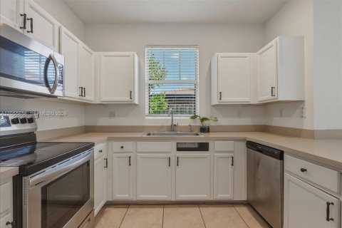 Villa ou maison à vendre à Homestead, Floride: 4 chambres, 268.86 m2 № 2244908 - photo 10