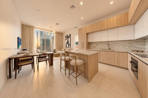Copropriété à vendre à Miami, Floride: 3 chambres, 137.59 m2 № 2269142 - photo 3