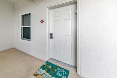 Condo in Miramar Beach, Florida, 2 bedrooms  № 589896 - photo 1
