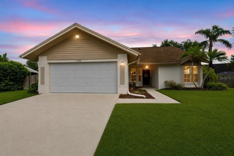 Casa en Tampa, Florida 4 dormitorios, 151.8 m2 № 2232025