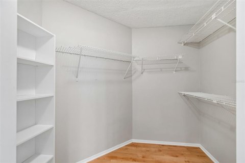 Casa en venta en Tampa, Florida, 4 dormitorios, 151.8 m2 № 2232025 - foto 29