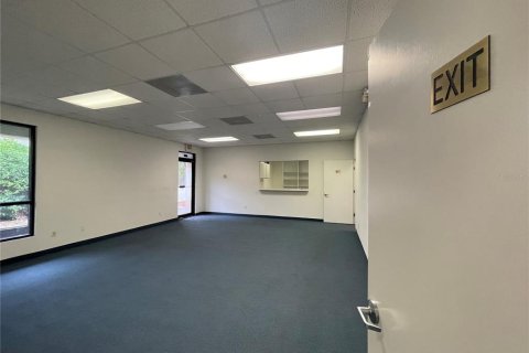 Снять в аренду коммерческую недвижимость в Окала, Флорида 308.9м2, № 442800 - фото 14