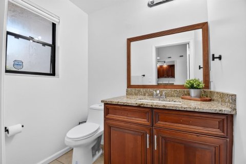 Купить таунхаус в Уэст-Палм-Бич, Флорида 5 комнат, 139.54м2, № 2247996 - фото 15