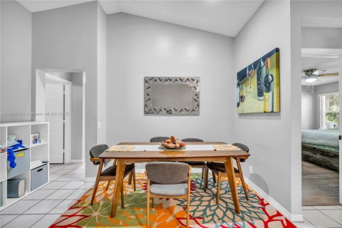 Villa ou maison à vendre à Weston, Floride: 3 chambres, 120.03 m2 № 1965413 - photo 9