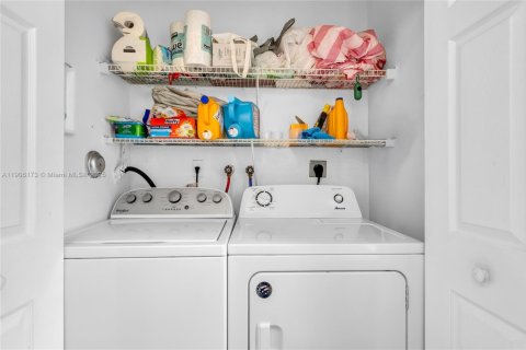 Villa ou maison à vendre à Weston, Floride: 3 chambres, 120.03 m2 № 1965413 - photo 12