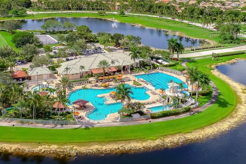 Villa ou maison à vendre à Weston, Floride: 3 chambres, 120.03 m2 № 1965413 - photo 1