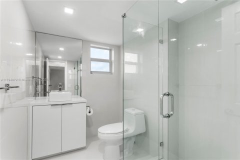 Condominio en venta en Hollywood, Florida, 2 dormitorios, 139.35 m2 № 1735859 - foto 6