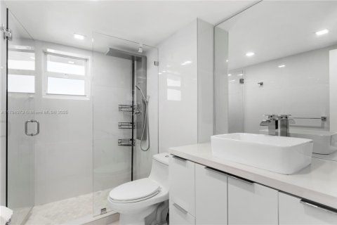 Condominio en venta en Hollywood, Florida, 2 dormitorios, 139.35 m2 № 1735859 - foto 5