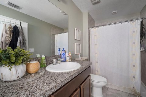 Townhouse in Riverview, Florida 3 bedrooms, 179.12 sq.m. № 2213797 - photo 20