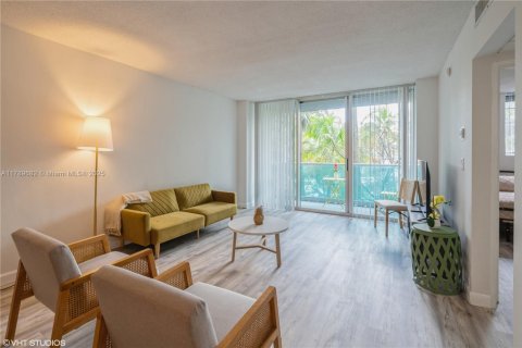 Condominio en venta en Hollywood, Florida, 1 dormitorio, 84.08 m2 № 1741744 - foto 8