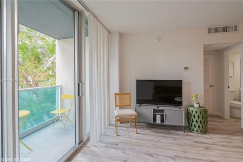 Condominio en venta en Hollywood, Florida, 1 dormitorio, 84.08 m2 № 1741744 - foto 10