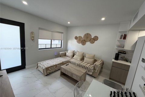 Appartement à louer à Miami Beach, Floride: 1 chambre № 1976784 - photo 3