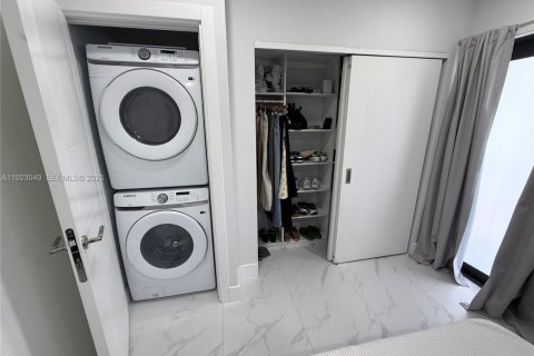 Appartement à louer à Miami Beach, Floride: 1 chambre № 1976784 - photo 13