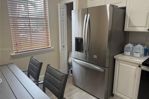 Touwnhouse à Doral, Floride 2 chambres, 123.37 m2 № 2006797