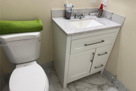 Touwnhouse à vendre à Doral, Floride: 2 chambres, 123.37 m2 № 2006797 - photo 28