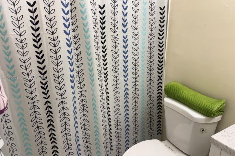 Touwnhouse à vendre à Doral, Floride: 2 chambres, 123.37 m2 № 2006797 - photo 30