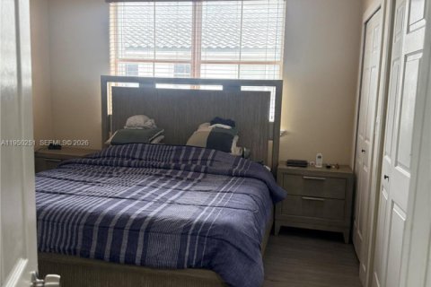 Touwnhouse à vendre à Doral, Floride: 2 chambres, 123.37 m2 № 2006797 - photo 25