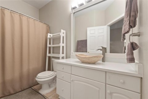 House in Tampa, Florida 4 bedrooms, 155.89 sq.m. № 1518851 - photo 5