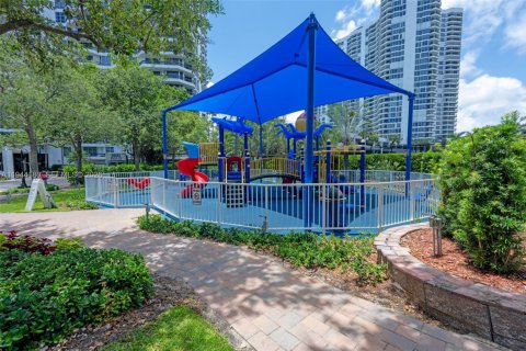 Copropriété à vendre à Aventura, Floride: 2 chambres, 109.72 m2 № 2001501 - photo 9