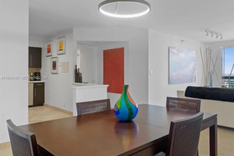 Copropriété à vendre à Aventura, Floride: 2 chambres, 109.72 m2 № 2001501 - photo 10