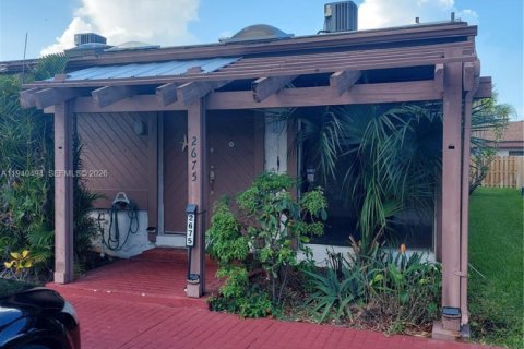 Снять в аренду виллу или дом в Халландейл-Бич, Флорида 2 спальни, 156.08м2, № 1997694 - фото 6