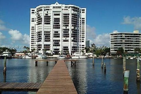 Снять в аренду виллу или дом в Халландейл-Бич, Флорида 2 спальни, 156.08м2, № 1997694 - фото 10