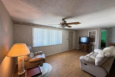 Casa en venta en Hudson, Florida, 2 dormitorios, 96.62 m2 № 1783163 - foto 9