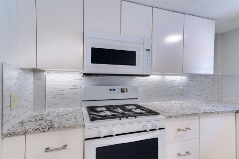 Appartement à louer à Tampa, Floride: 1 chambre, 46.45 m2 № 2399189 - photo 5