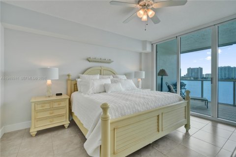 Condominio en venta en Sunny Isles Beach, Florida, 2 dormitorios, 116.59 m2 № 2031402 - foto 22