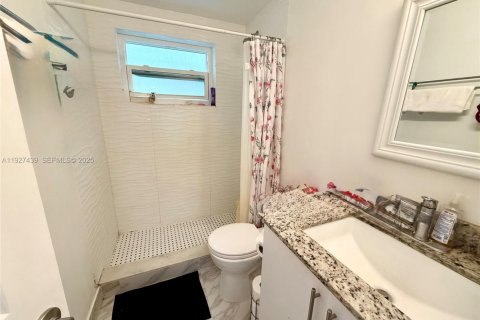 Condominio en venta en Miami Beach, Florida, 1 dormitorio, 63.17 m2 № 1988518 - foto 10