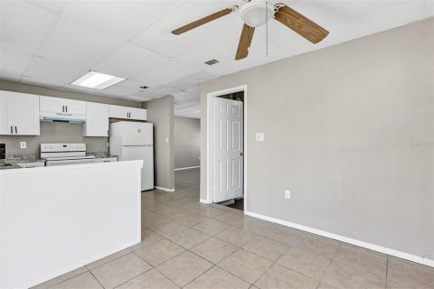 Villa ou maison à louer à Davenport, Floride: 3 chambres, 106.28 m2 № 2431247 - photo 24