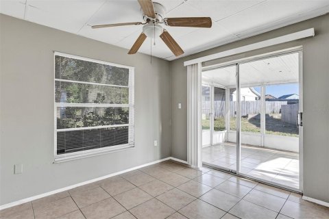 Villa ou maison à louer à Davenport, Floride: 3 chambres, 106.28 m2 № 2431247 - photo 22