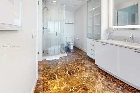 Купить отель в Форт-Лодердейл, Флорида 1 спальня, 95.5м2, № 2015467 - фото 18