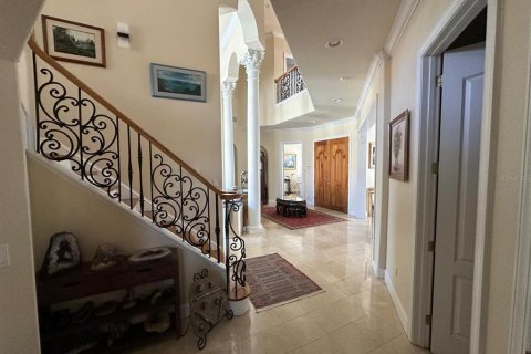 House in Orlando, Florida 4 bedrooms, 371.42 sq.m. № 2166419 - photo 18