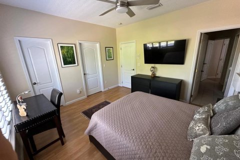 House in Orlando, Florida 4 bedrooms, 371.42 sq.m. № 2166419 - photo 25