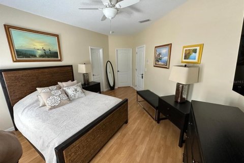 House in Orlando, Florida 4 bedrooms, 371.42 sq.m. № 2166419 - photo 28